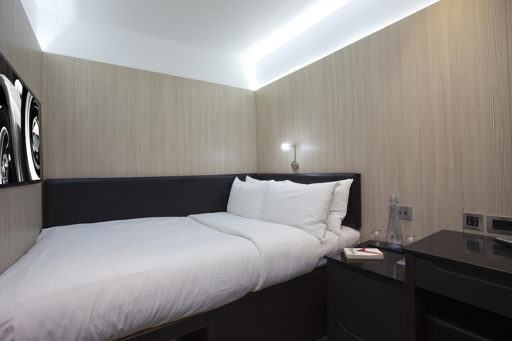 The Z Hotel Piccadilly London Zimmer foto